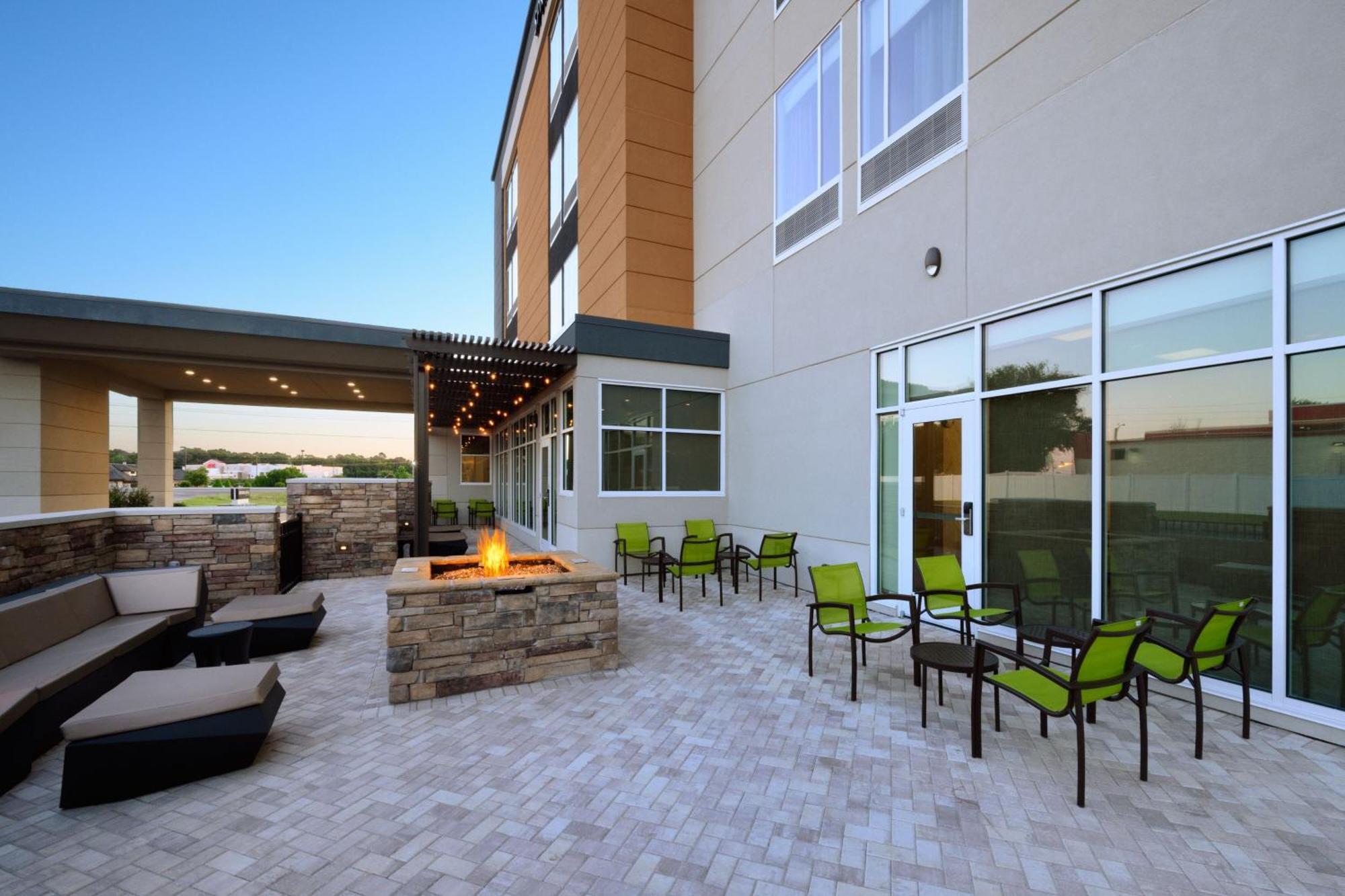 Springhill Suites By Marriott Dothan Exterior foto